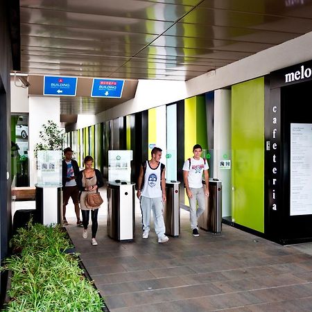 Residencia Melon District Marina Hotel Barcelona Ngoại thất bức ảnh