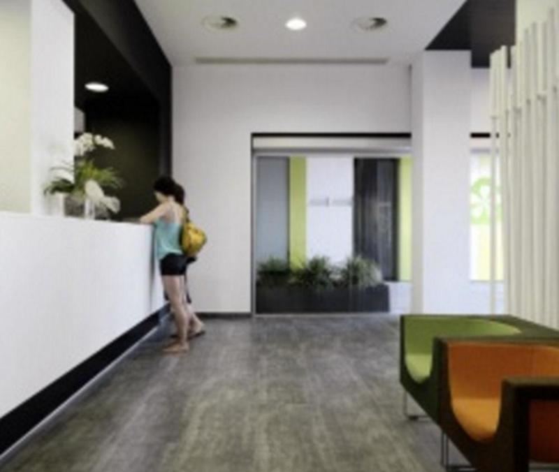 Residencia Melon District Marina Hotel Barcelona Ngoại thất bức ảnh
